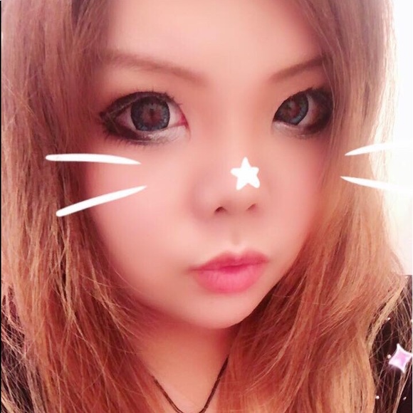 Meet your Posher, Chloe ann - Picture 1 of 1